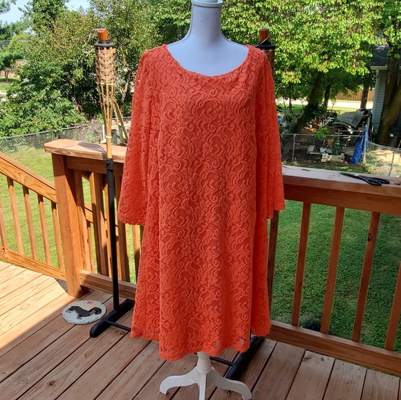 Sharagano Dresses & Skirts - Sharagano coral lace 24W